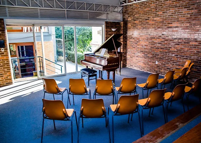 Bed and breakfast Piano + Coworking 2*